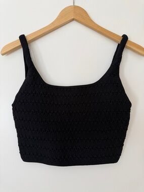 Aritzia Black Textured Knit Square-Neck Crop Tank Top Size Medium Babaton
